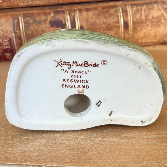 Vintage Beswick Kitty Mac Bride "A Snack" Mouse with Banana - Picture 13 of 13